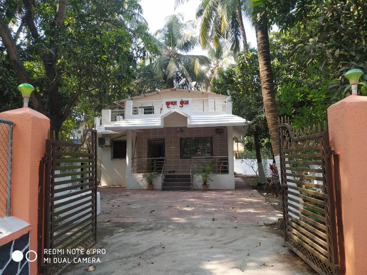 Krushna Kunj Holiday Home Alībāg Ngoại thất bức ảnh