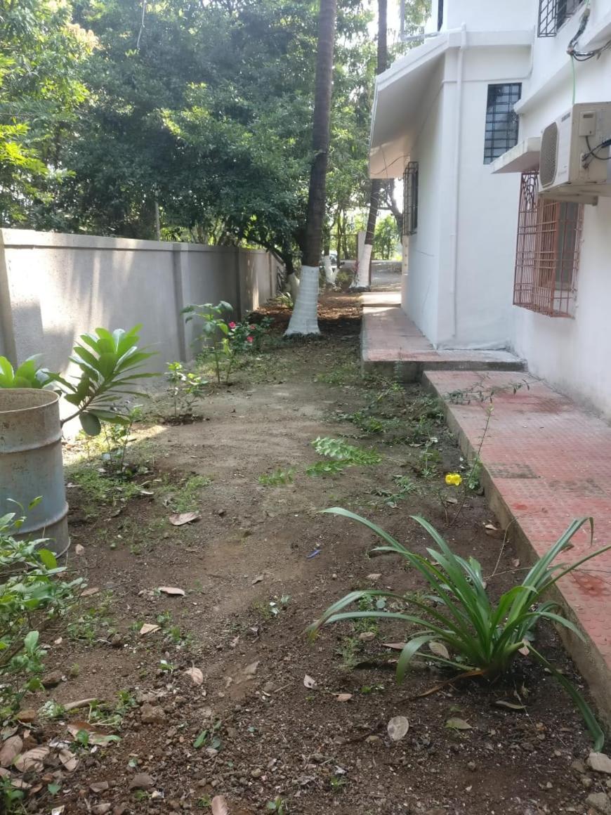 Krushna Kunj Holiday Home Alībāg Ngoại thất bức ảnh